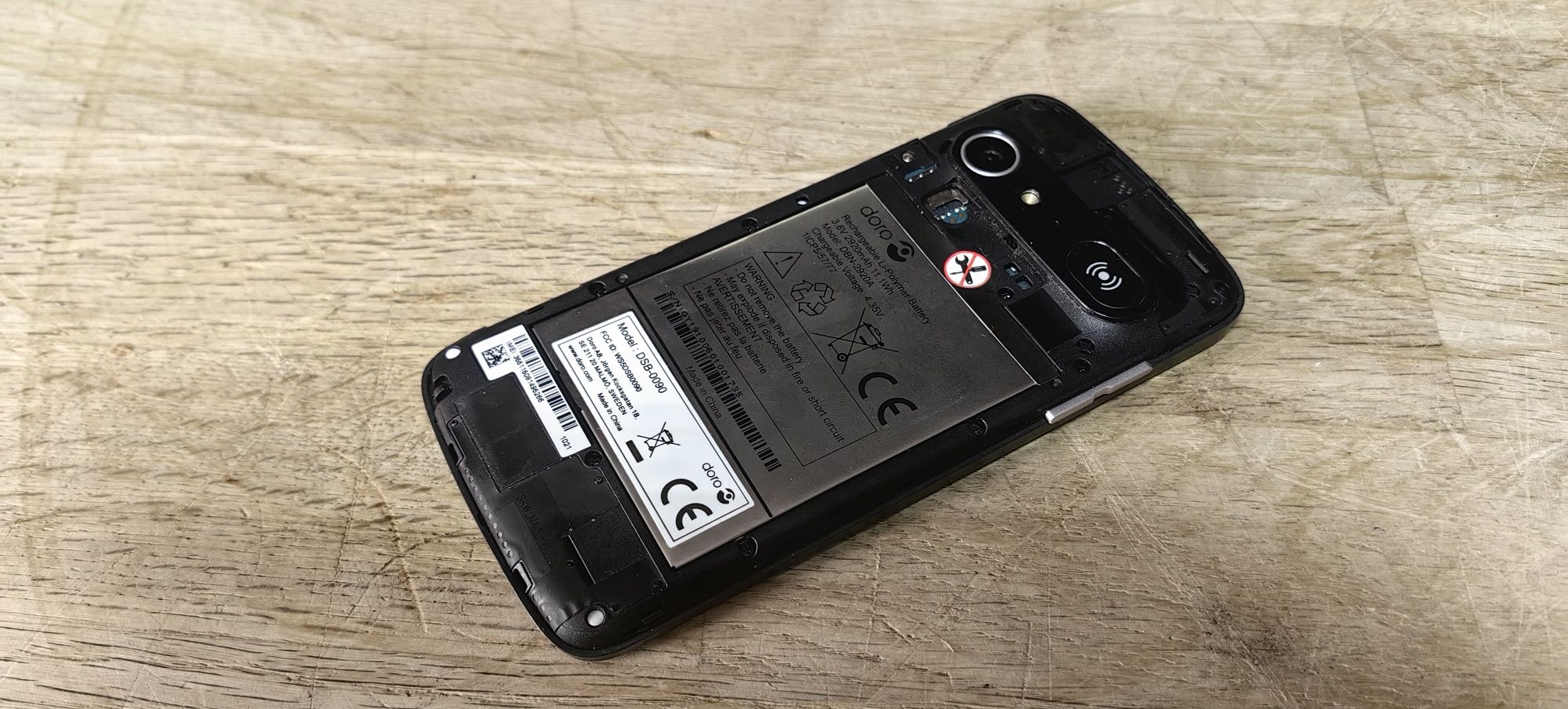 Телефон Doro 8040