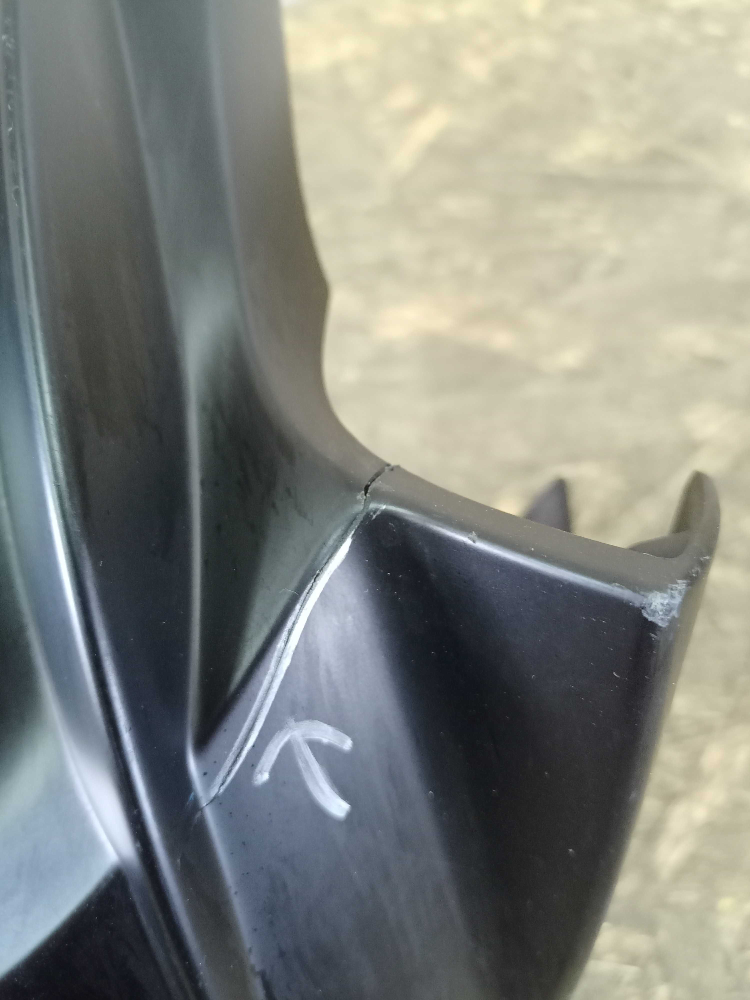 BMW F800 F800R ST błotnik przód przedni oryginał