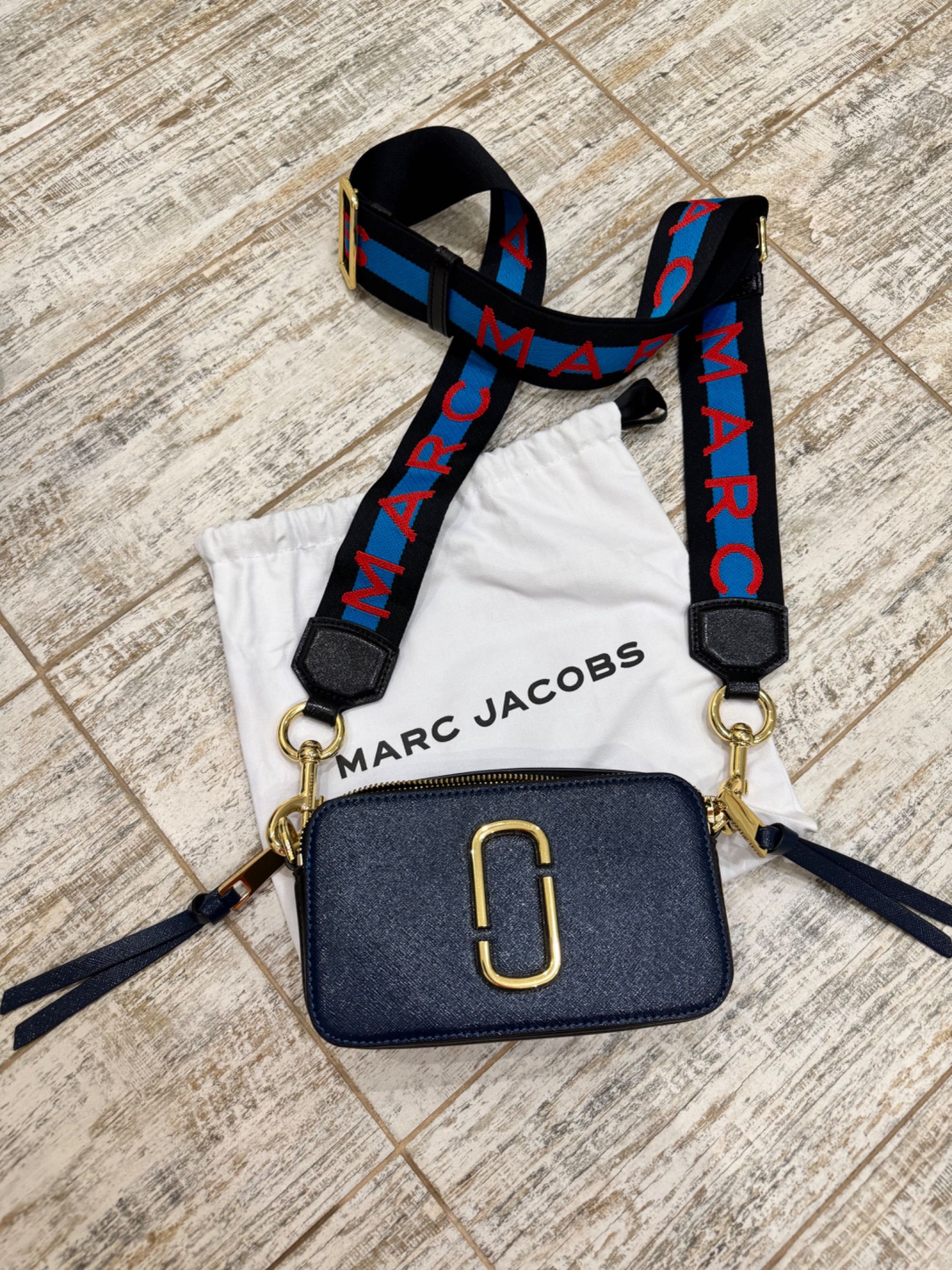 Сумочка-клатч MARC JACOBS в идеальном состоянии как новая оригинал