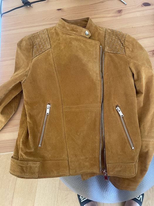 Casaco tamanho XS pele genuina da Mango