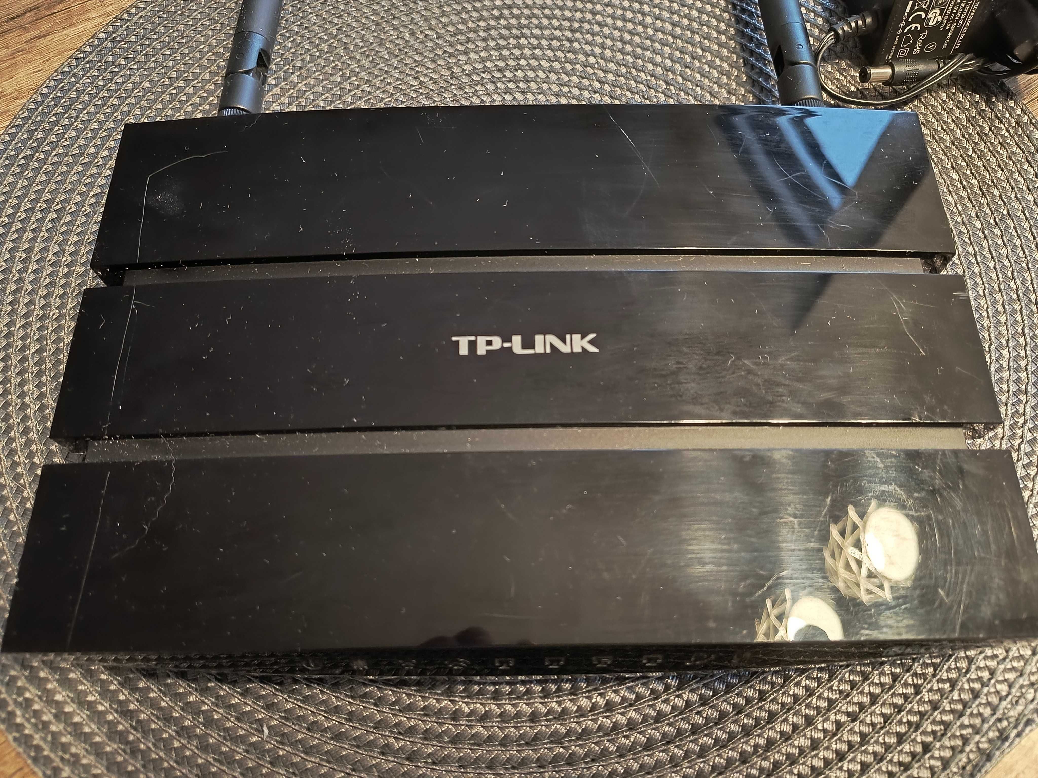 Router N600  Tp-Link N600   5GHz 300Mb/s + 2,4GHz 300Mb/s