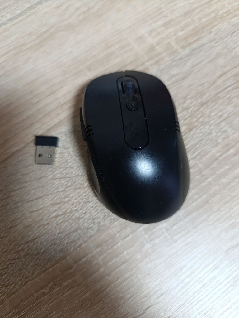 Комп'ютерна безпровідна мишка