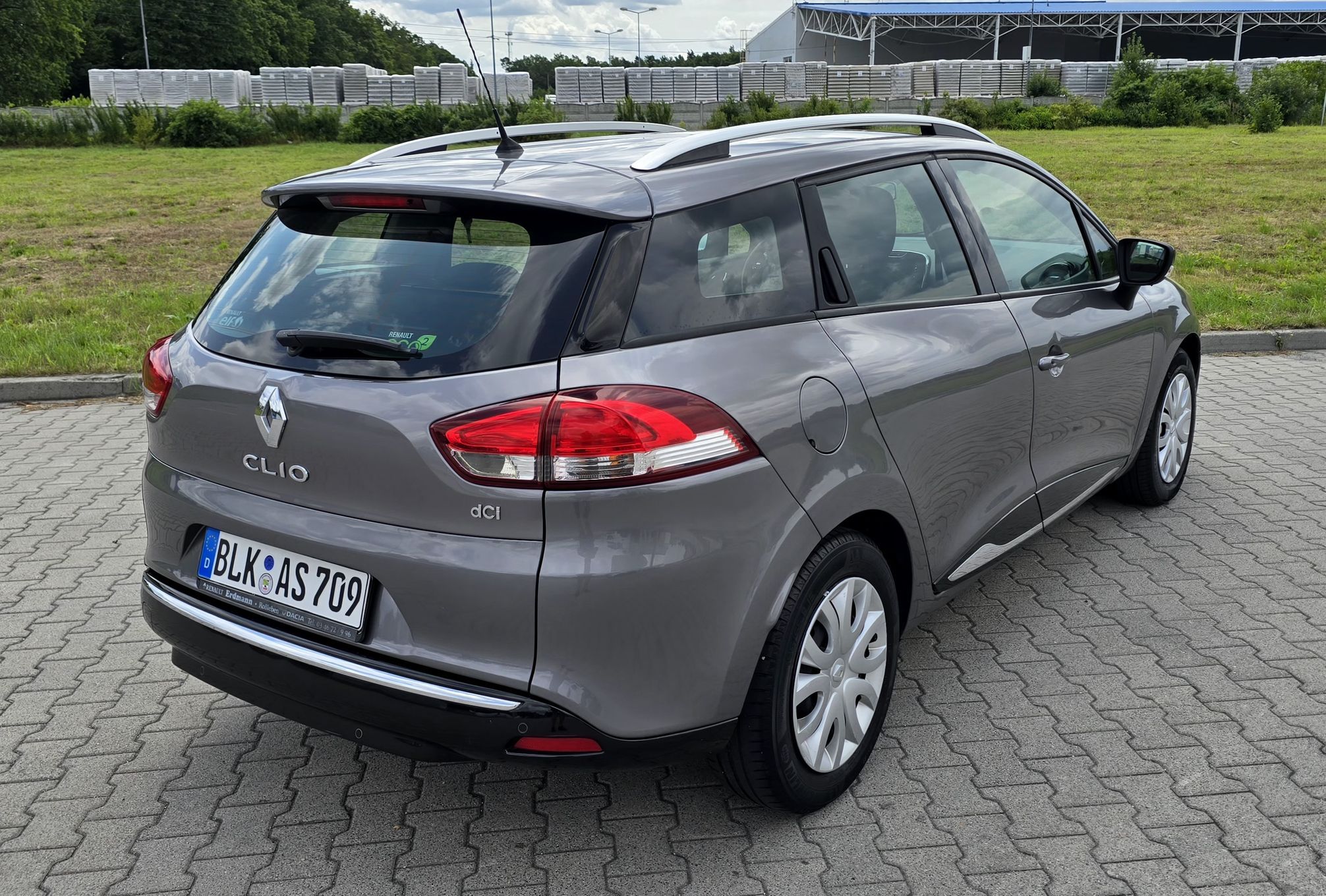 Renault Clio IV Bezwypadkowe Bogata Wersja Wyposażenia Atrakcyjny Wygląd Zadbane