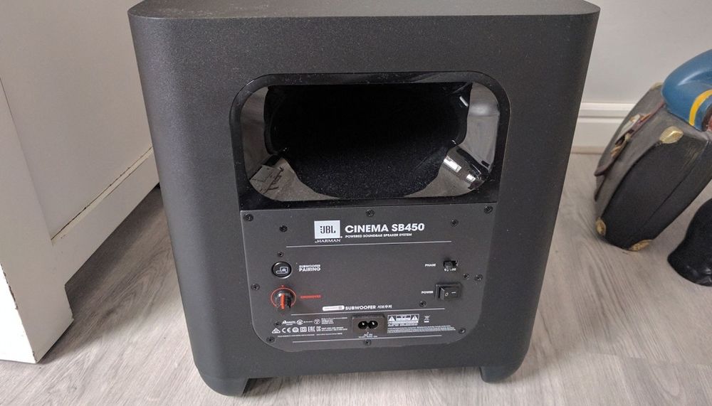4K Саунбар JBl cinema SB450 440вт