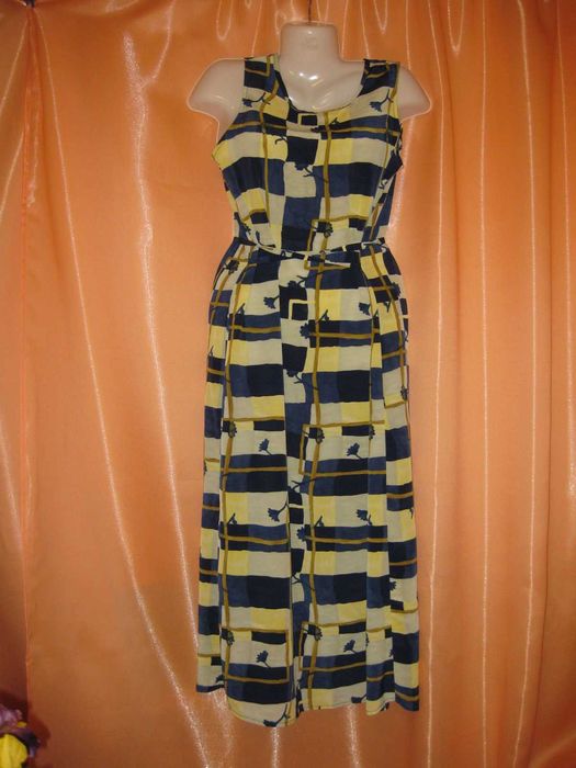 Приємний зручний приталений довгий сарафан сукня плаття 16UK/42Eurо