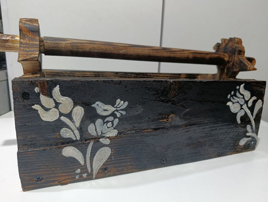 Drewniana skrzynia