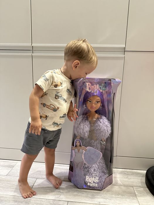 Велика лялька Братц Кайлі Дженнер 61см