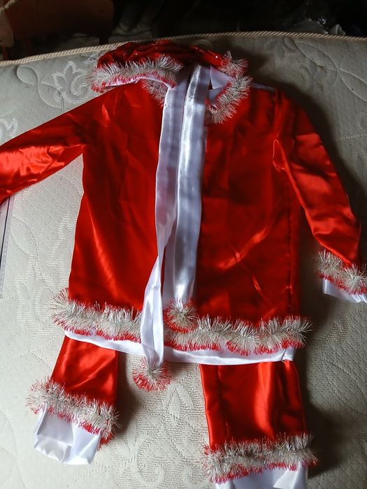 Прокат  новорічних костюмів