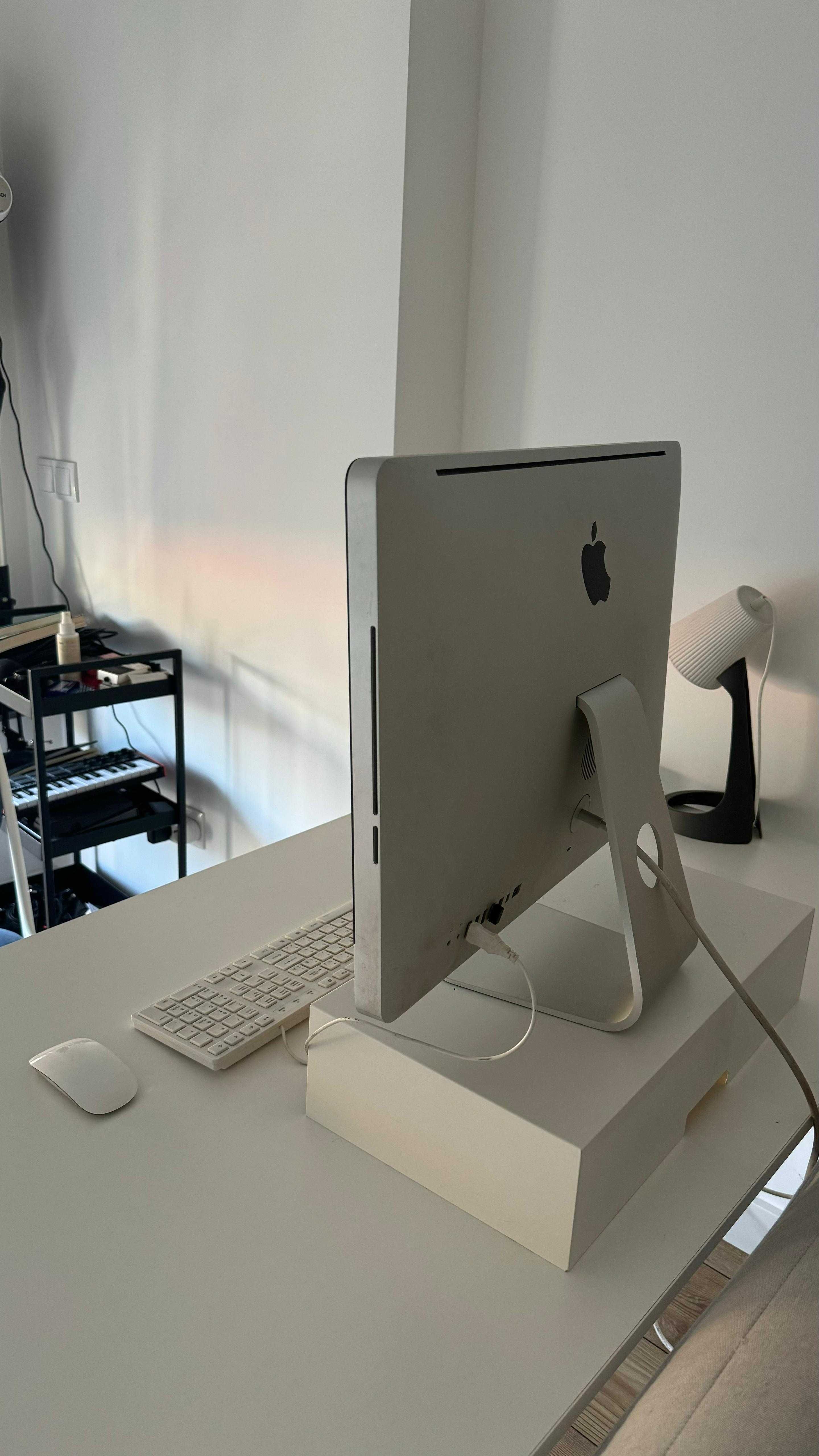 iMac 21.5 (2010) i3, 8Gb ram, SSD 500gb, OS X El Capitain