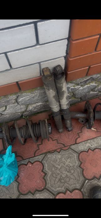 Продам запчастини до нісана енв  200 електро