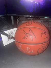 Pilka z autografami gortat team 2017