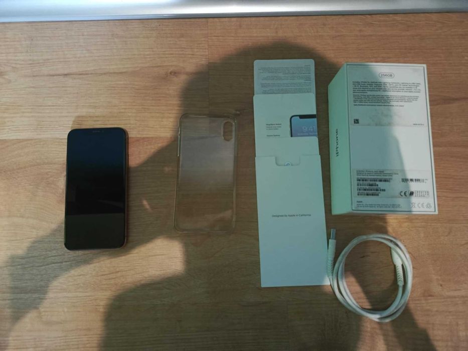Sprzedam IPHONE XS 256GB