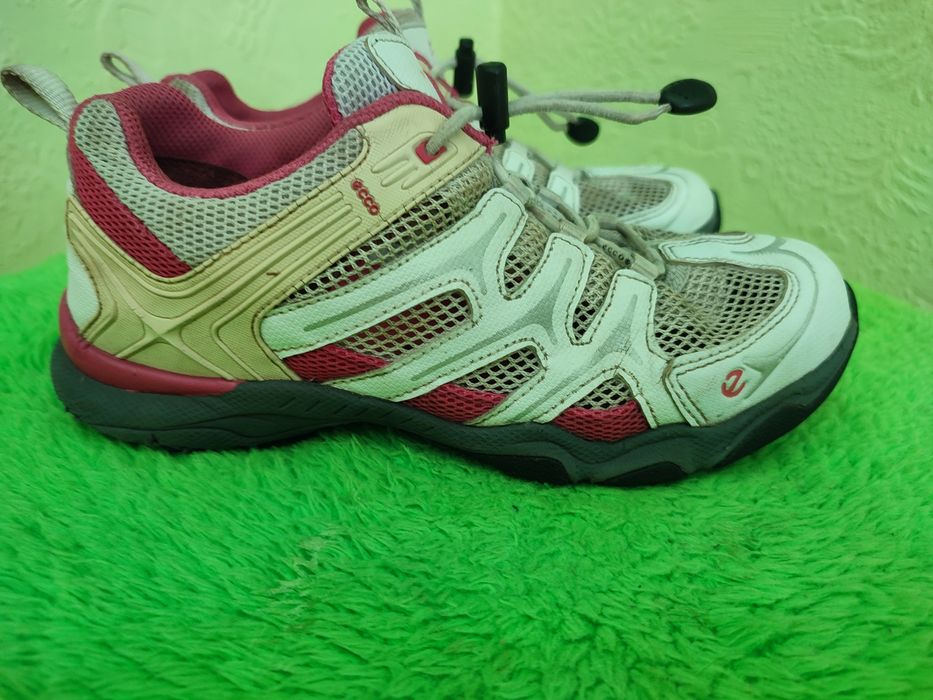 Ecco оригинал, сандали босоножки кроссовки,35 36,не секонд.