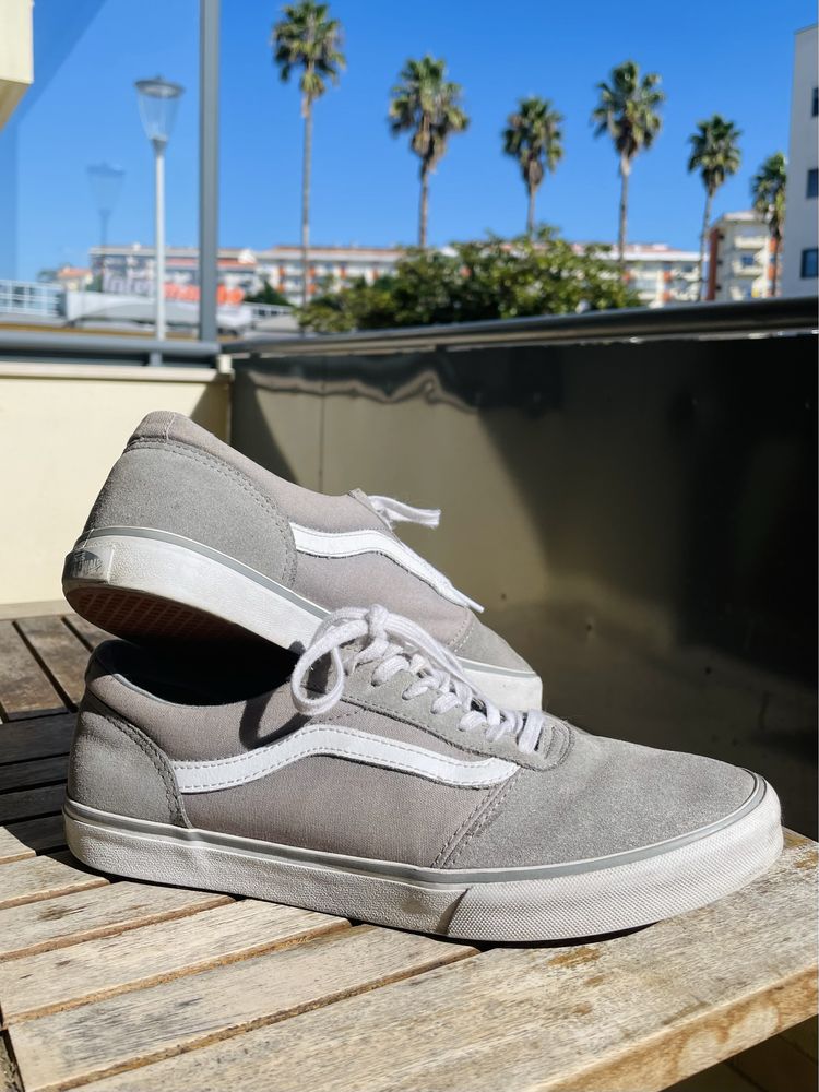 Vans Originais Cinzentas