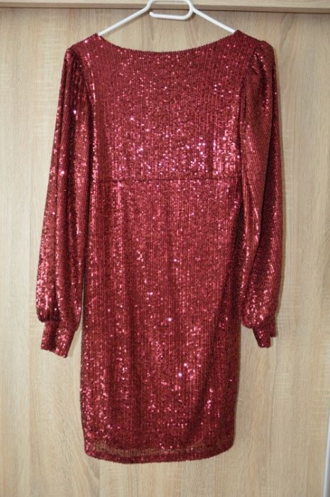 Sukienka sylwester karnawał bordowa cekinowa dopasowana