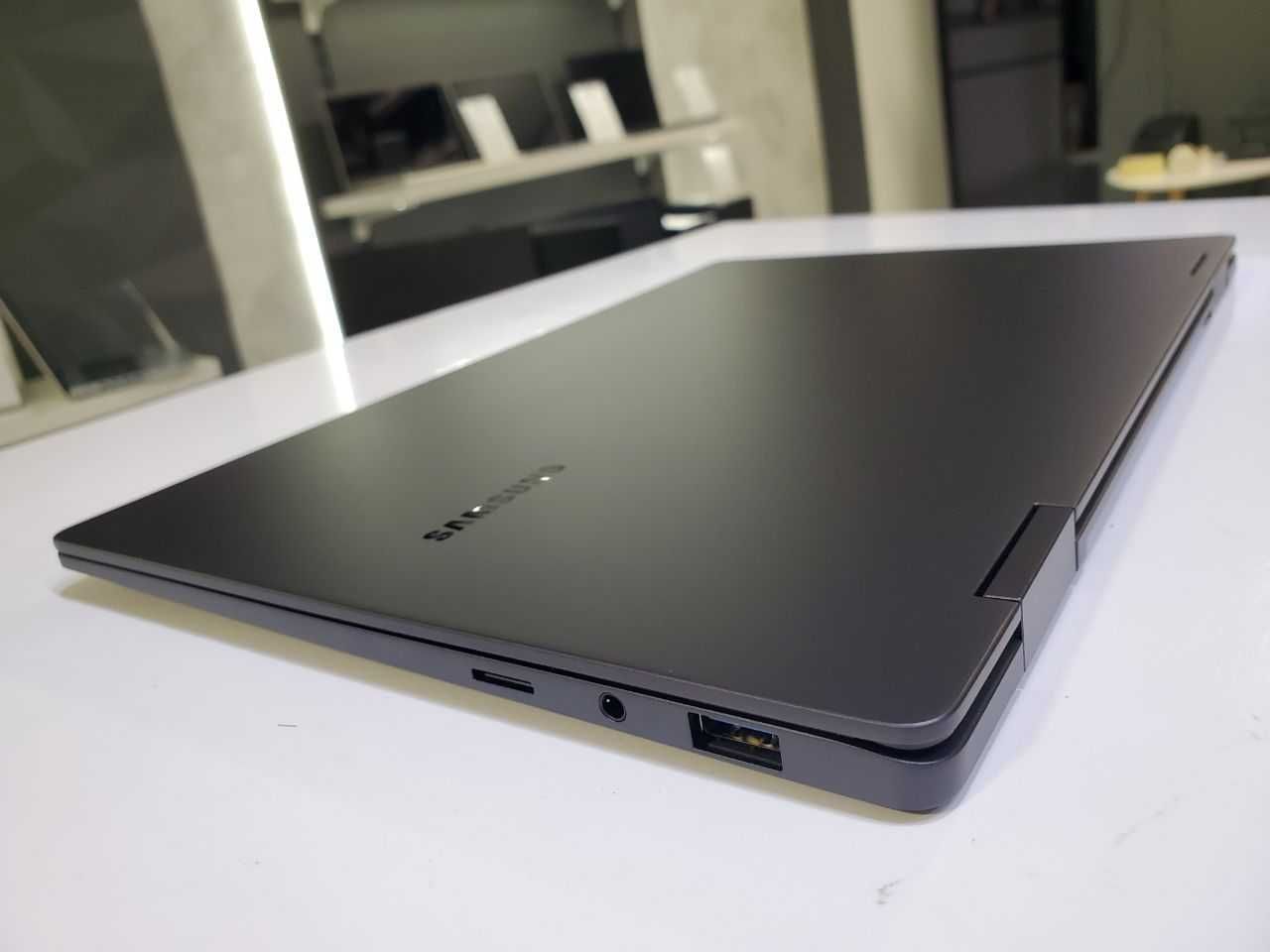 Ноутбук Samsung Galaxy Book2 360 13.3" i5-1235U/8GB/256GB SSD