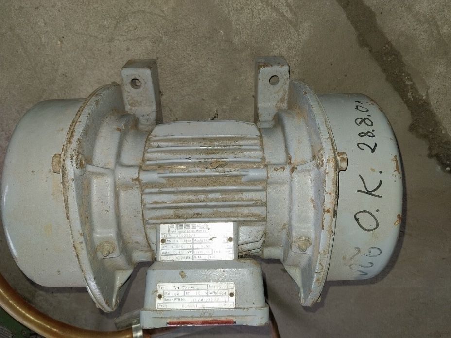 Silnik wibracyjny / wibrator