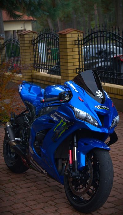 Kawasaki zx10rr Suzuki Honda Bmw