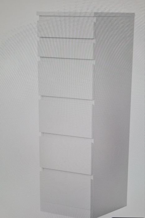 Cómoda/ camiseiro branca