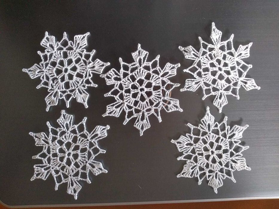 szydełkowe ozdoby na choinkę