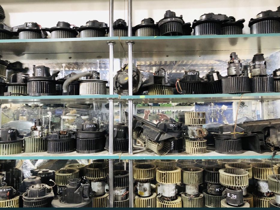 Продам Комплект Запчастин/Розбір Ауді Audi 100/A6 C4.