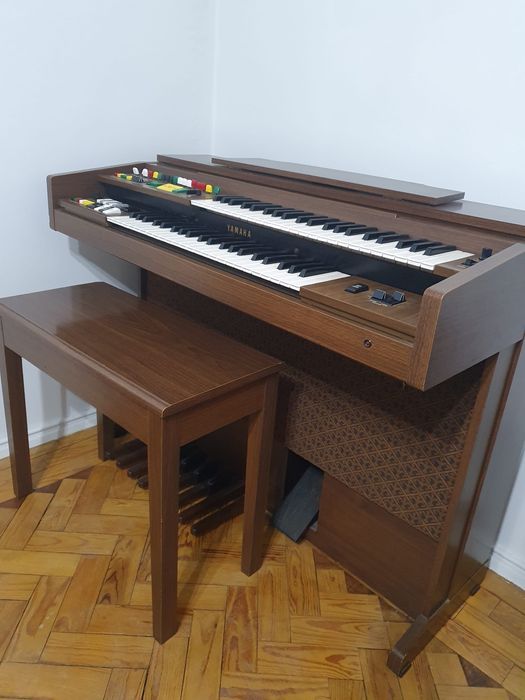 Mobilia quarto de madeira de qualidade