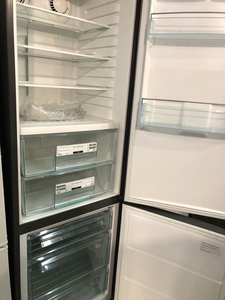 Холодильники,морозильні камери.Склад-магазин б /в техніки з Німеччіни