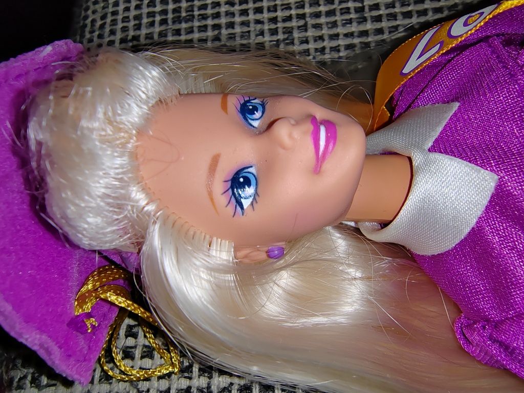 Lalka Graduation Barbie Doll Class of 1997 Mattel