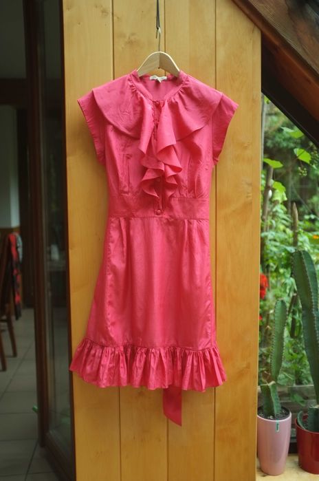 jedwabna sukienka Ted Baker London różowa 38 M zwiewna