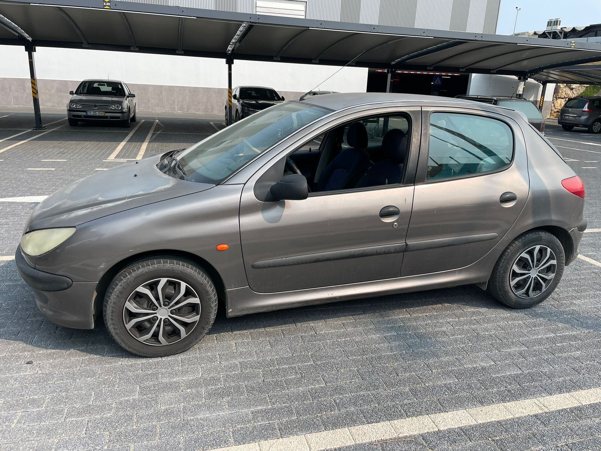 Peugeot 206  1.1