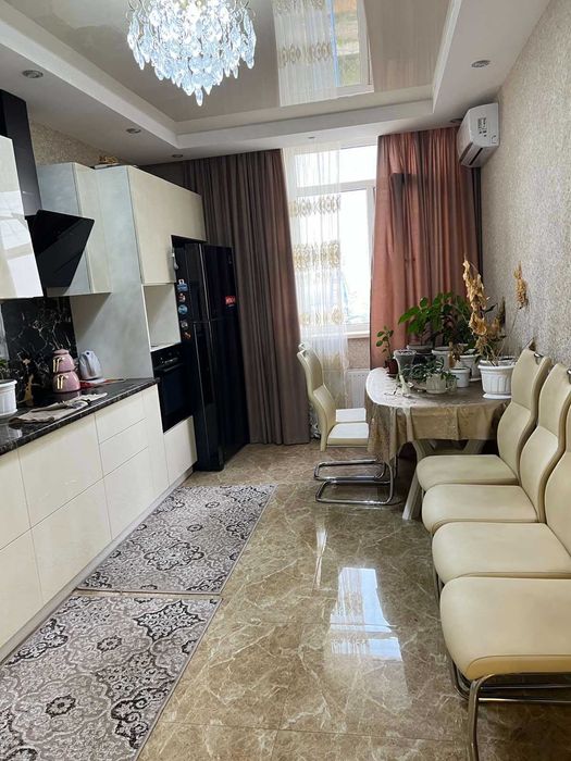 Просторная 3-к.квартира с готовым ремонтом в ЖК"Реал Парк" СК Стикон!