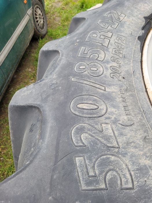 Sprzedam koła do ciągnika case 520/85R42 oraz 420/85R30