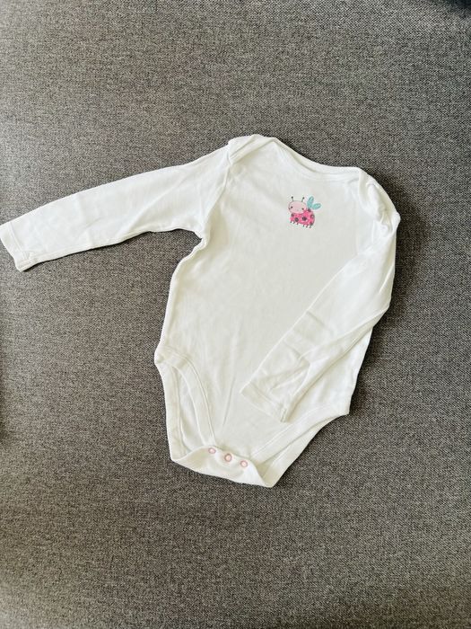 Białe body długi rękaw Biedronka