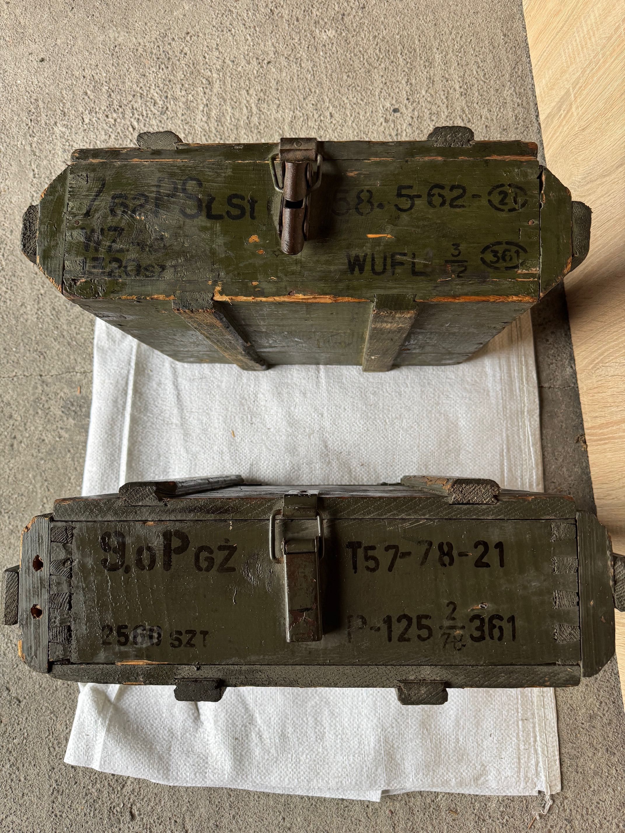 MILITARIA 2 skrzynie wojskowe