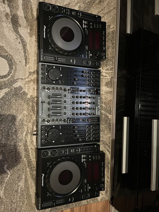 Konsola DJ - 2x CDJ900 i mikser XONE 4D