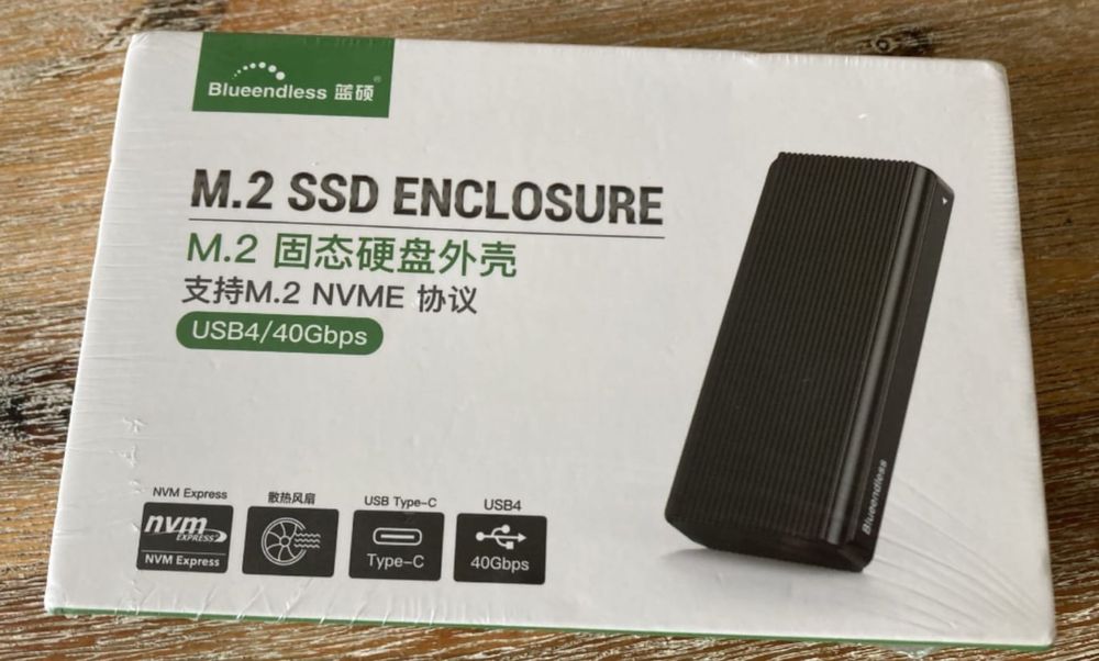 Dysk zewnętrzny 4TB NVMe PCIe 4.0 USB4.0 Corsair MP600 Core XT 4000GB