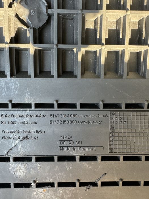 Коврик Килимок задній лівий bmw F10 F11 дорестайл