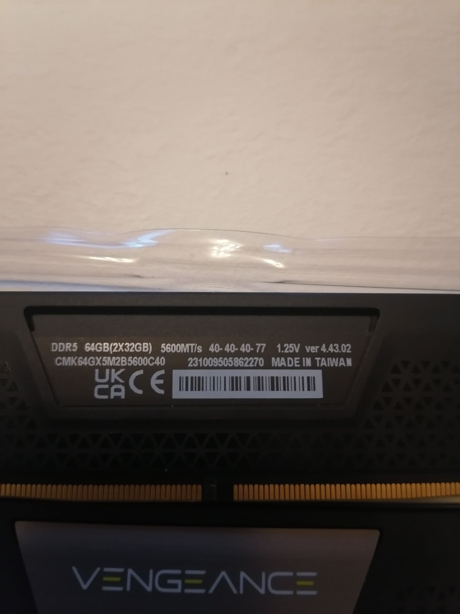 Оперативна пам'ять Corsair DDR5-5600 64gb 2x32  (CMK64GX5M2B5600C40)