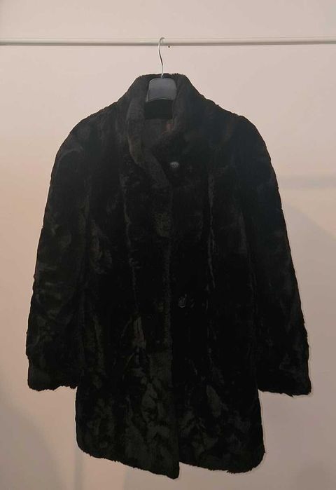 Casaco de Pêlo Genuíno Preto - Tamanho XL