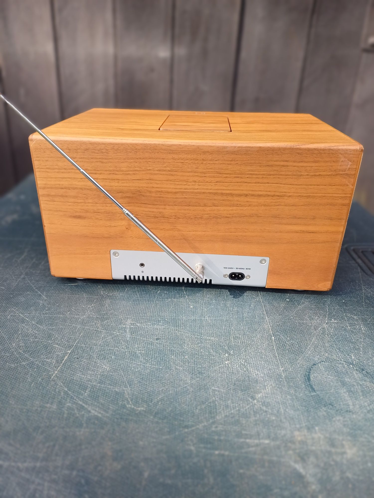 Geneva model M Przewodowy głośnik Radio