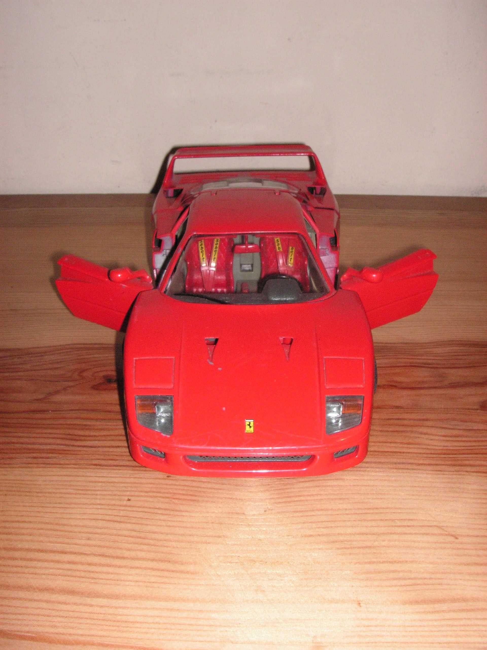 Burago - Ferrari F40 1:18 (1987)