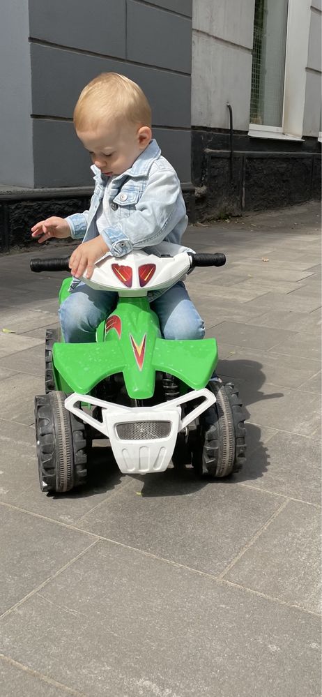 Машина квадроцикл на аккамуляторе детская