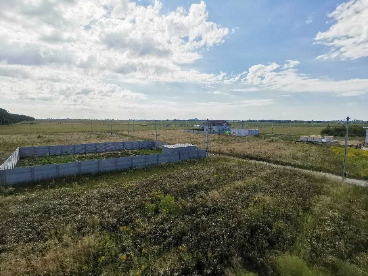 Ділянка під забудову 5 соток 12500$ без комісіїї !
