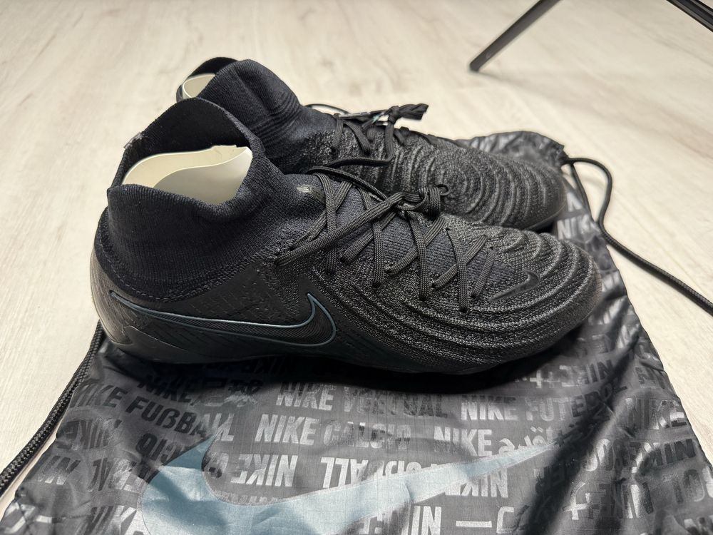Бутси Nike Phantom LUNA II ELITE AG-PRO BLACK FJ2579-002