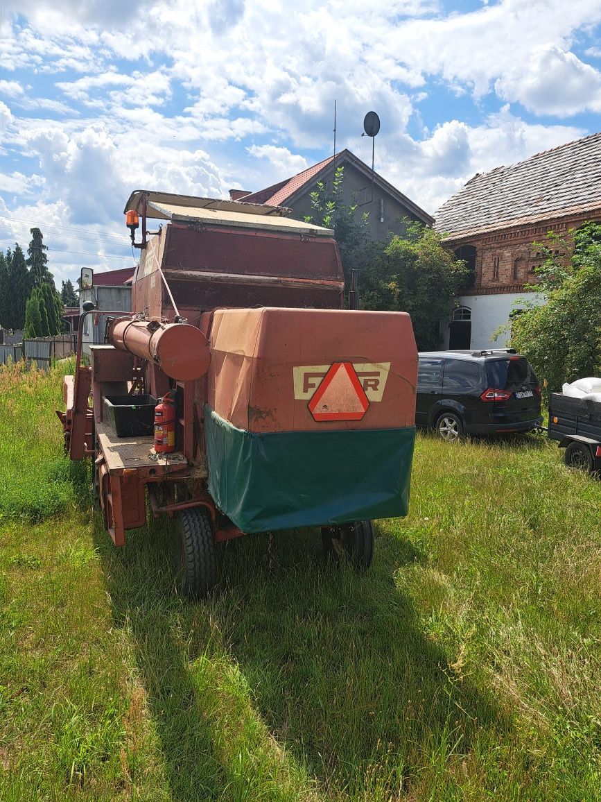 Sprzedam kombajn Fahr m88
