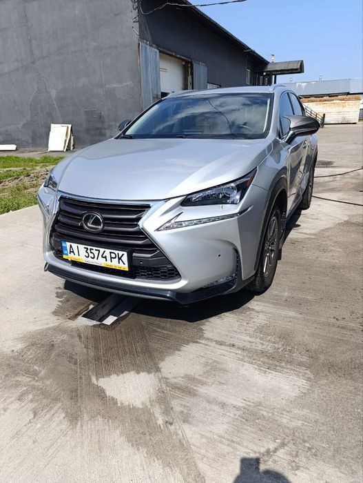 Продам Lexus NX 200t