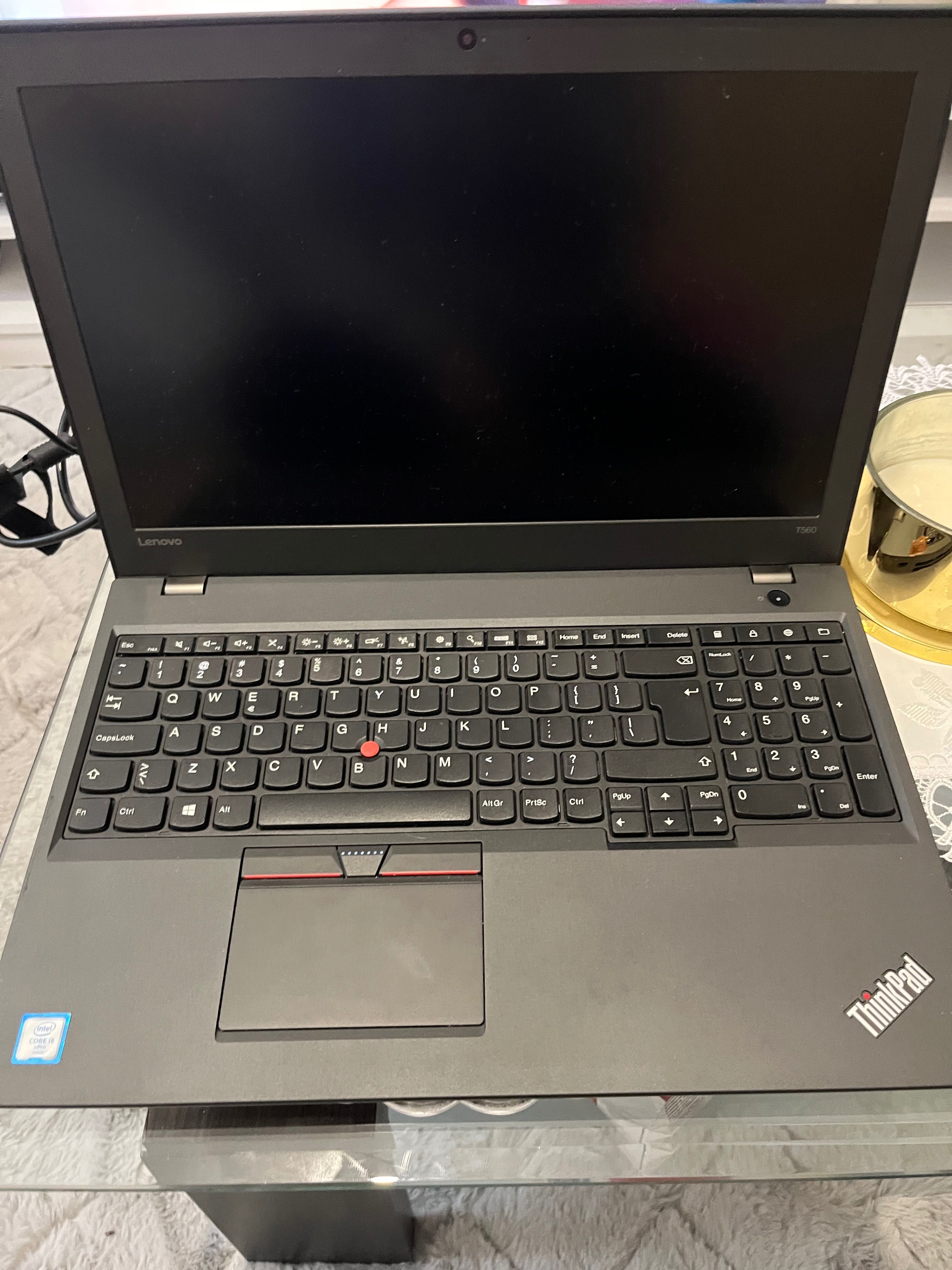 Laptop Lenovo jak nowy