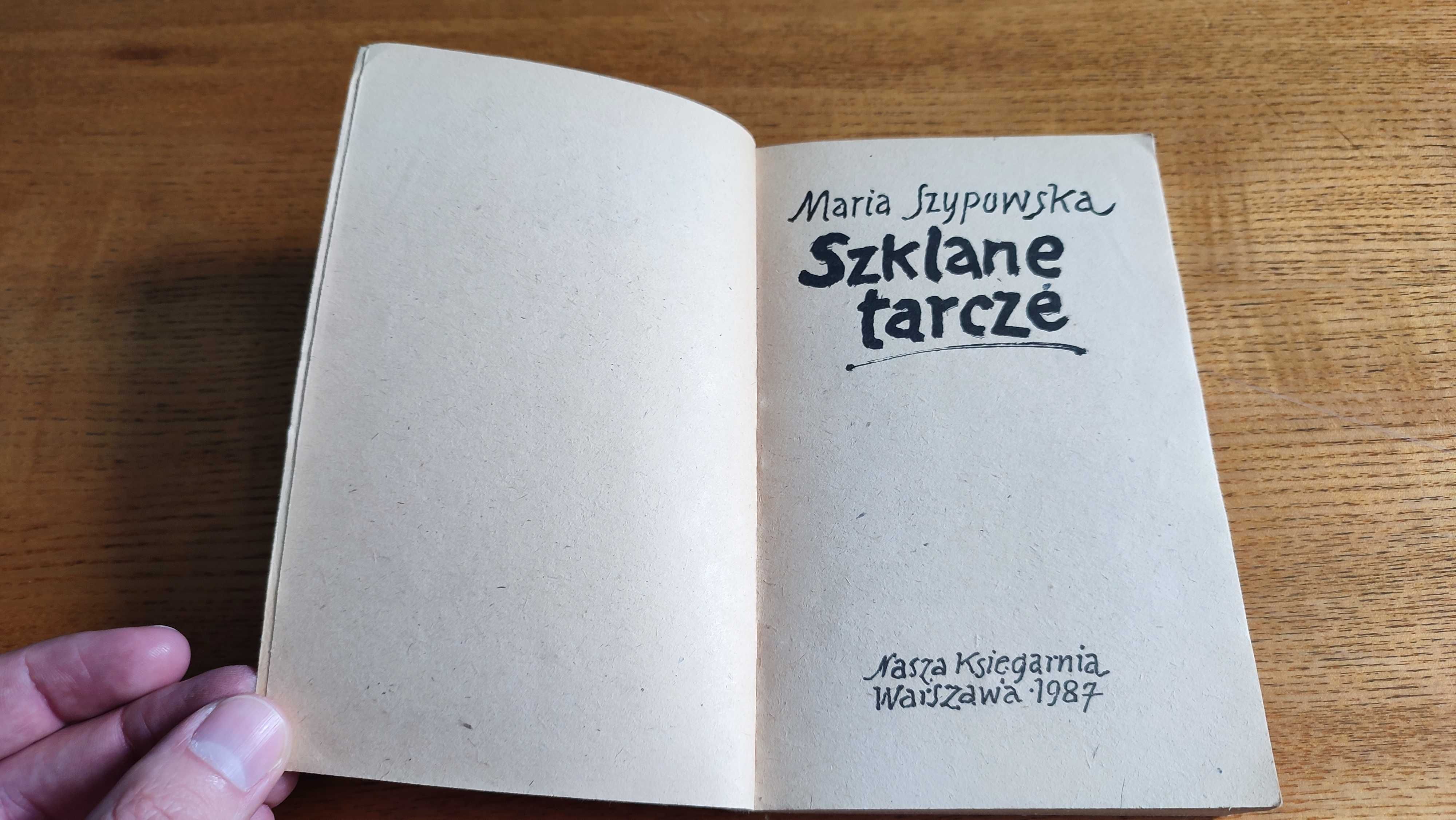 Szklane tarcze Maria Szypowska