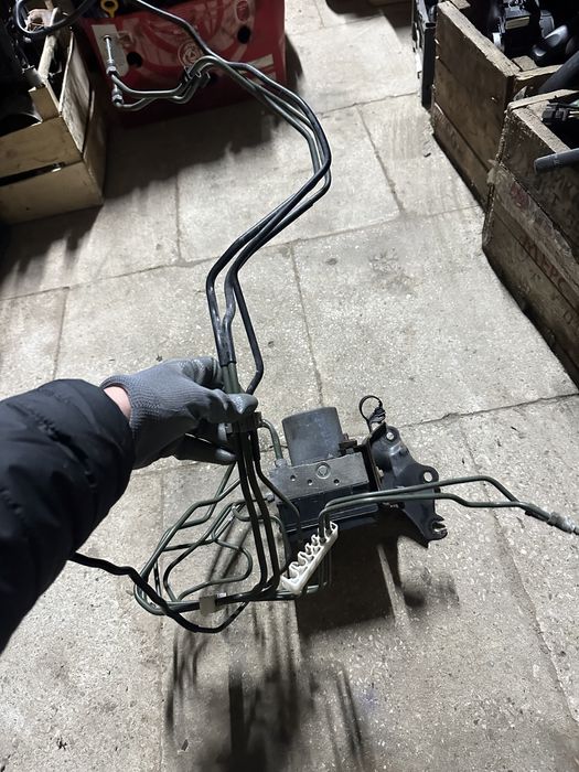 Блок АБС ABS Toyota Avensis 2.0d T27 09-15 44540-05140 44540-05120