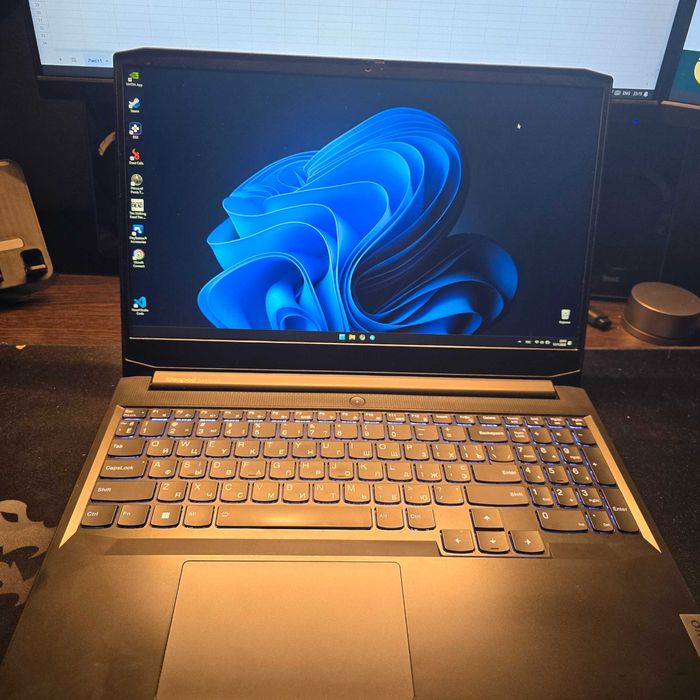 Lenovo IdeaPad Gaming 3 15ACH6 RTX3050+Ryzen 5600H+16gb+SSD 256Gb